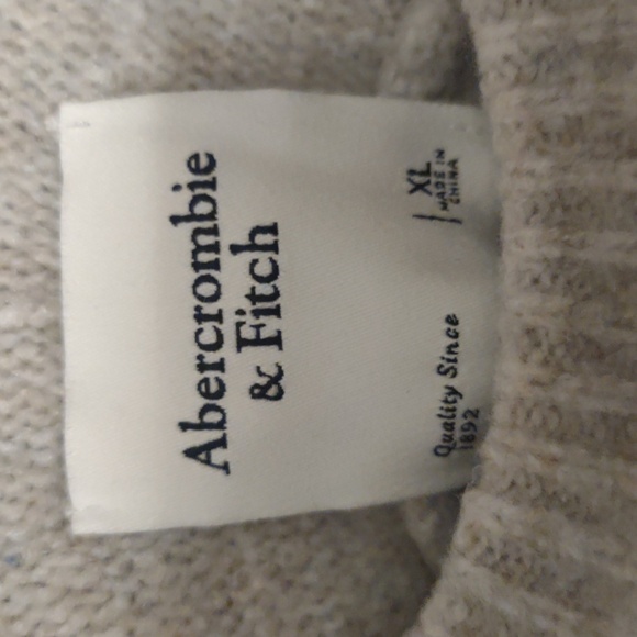 Abercrombie Oatmeal Crew Neck Sweater - Picture 2 of 4